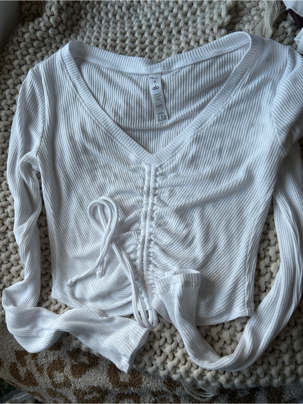 ALO Yoga White Ribbed V-Neck Cinch Front Long Sleeve